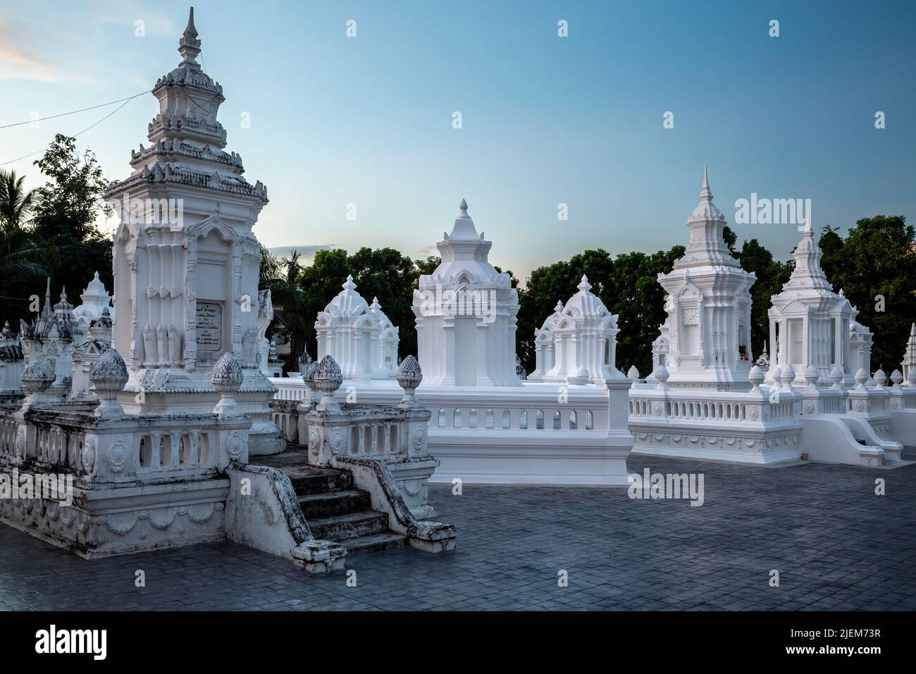 Stupa, Wat Suan Dok, Chiang Mai, Tailandia Foto de stock