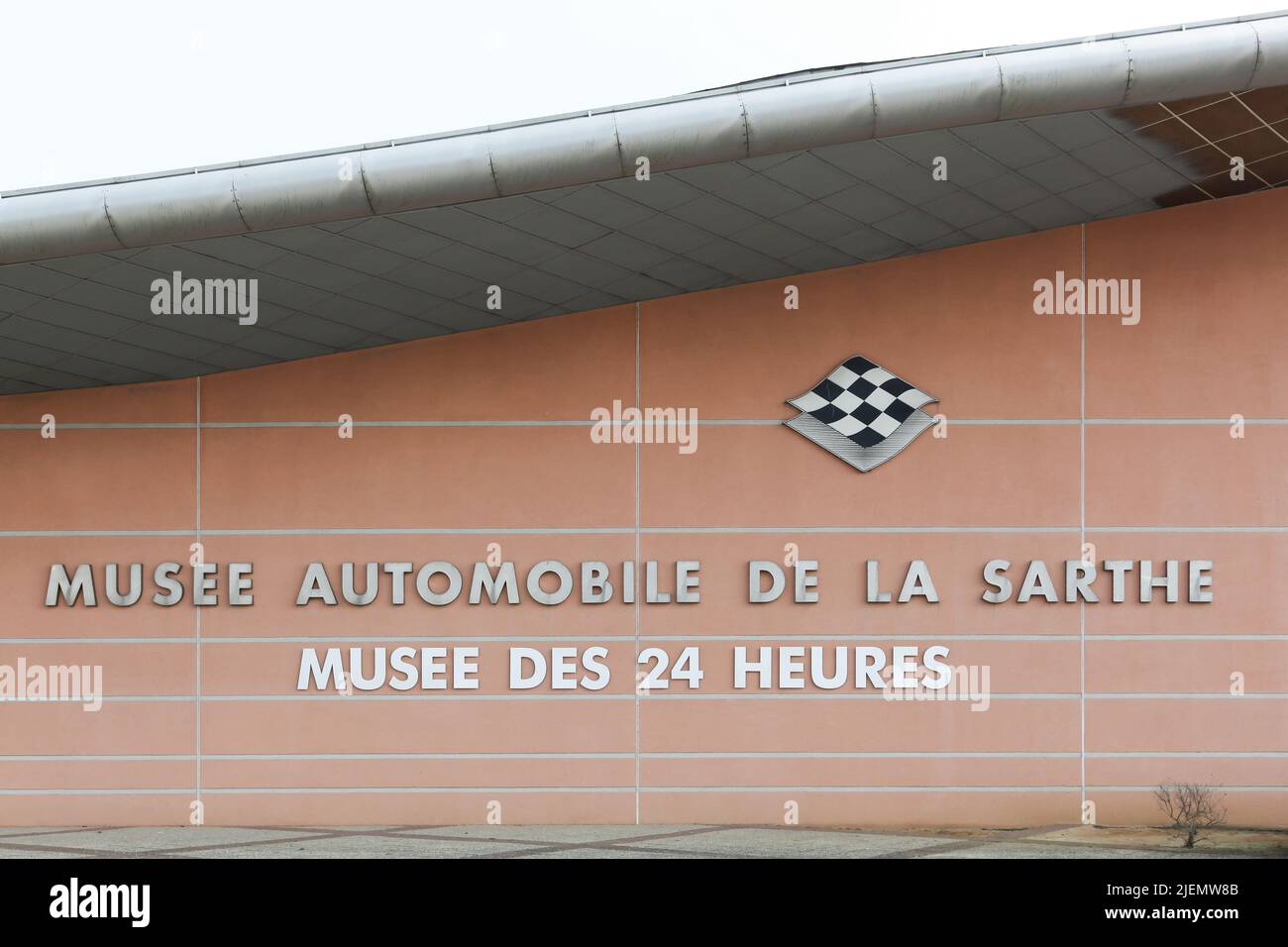 Le Mans, Francia - 21 de marzo de 2015: El Museo de las 24 Horas de Le Mans. El Museo de las 24 horas de Le Mans es un museo de deportes de motor Foto de stock
