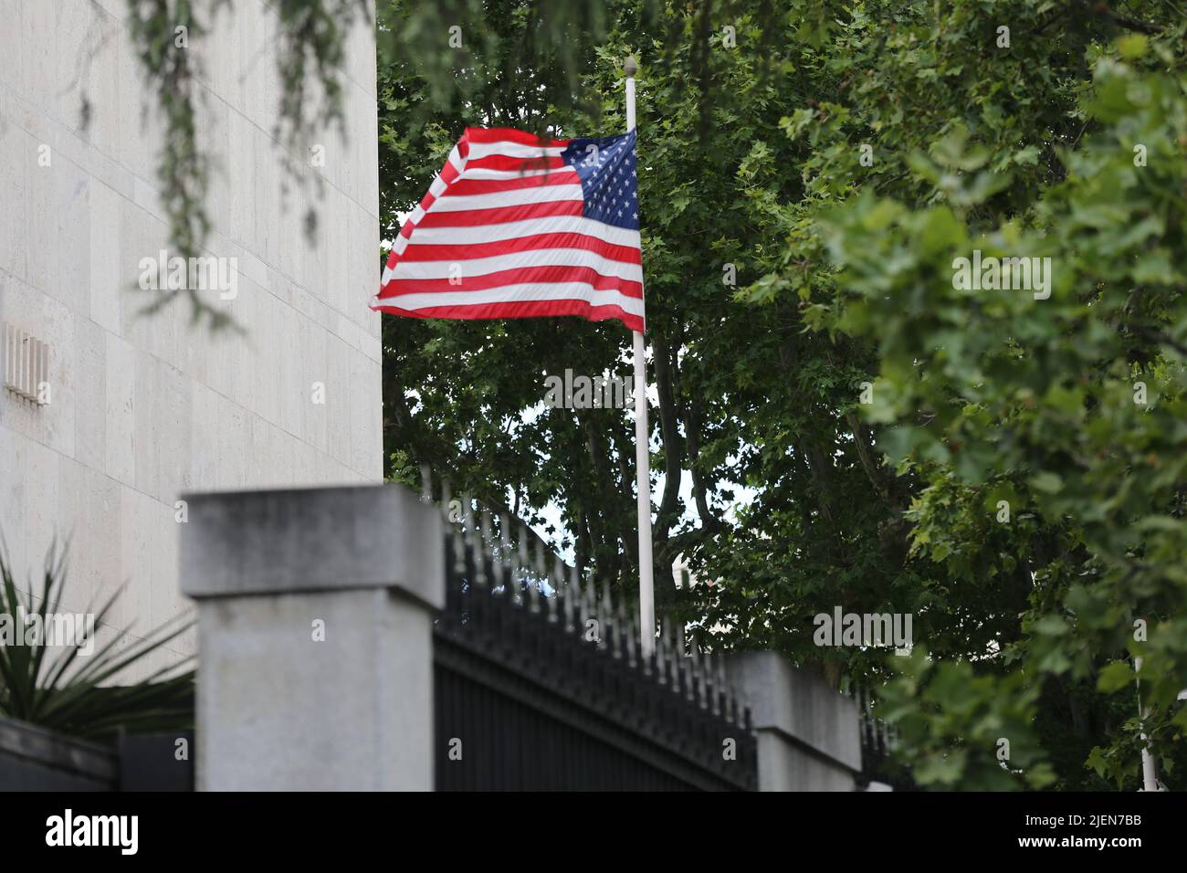 Madrid, España. 27th de junio de 2022. Vista general de la Embajada de los Estados Unidos en Madrid, España, el 27 de junio de 2022. Crédito: Isabel Infantes/Alamy Live News Foto de stock