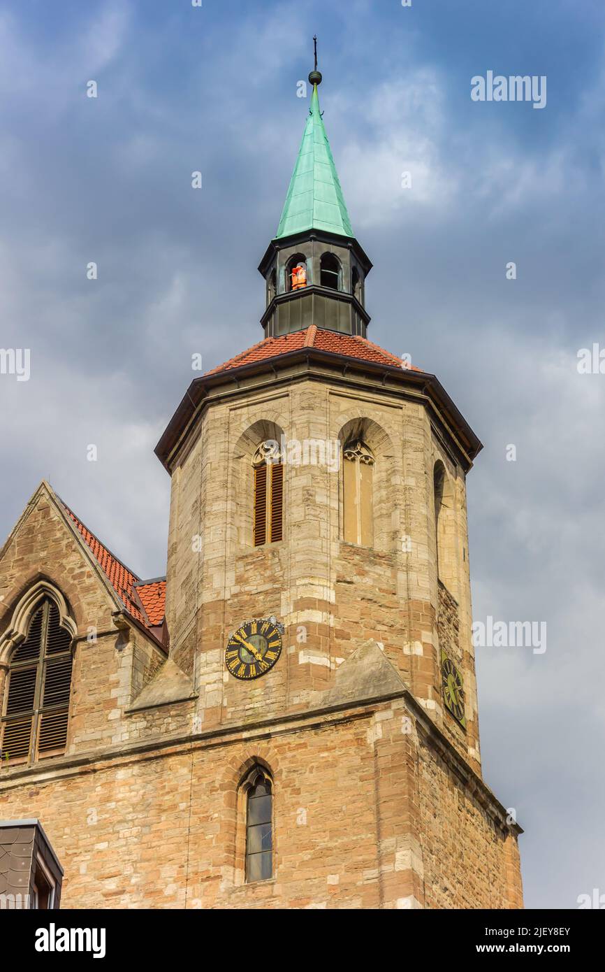 Torre de la iglesia Magnikirche en Braunschweig, Alemania Foto de stock