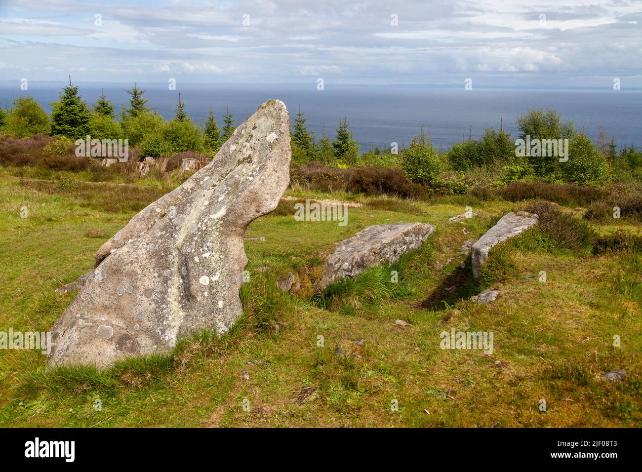 Los Gigantes Graves megalith sobre la bahía de Whiting Foto de stock