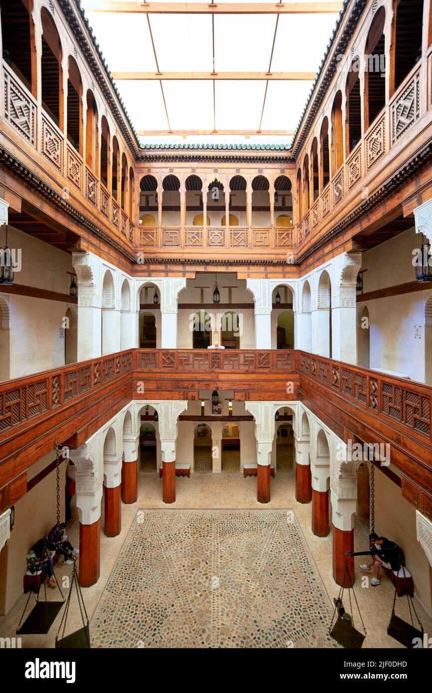 Marruecos Fez. Nejjarine Fondouk Museo de Artes y Artesanías de la Madera Foto de stock