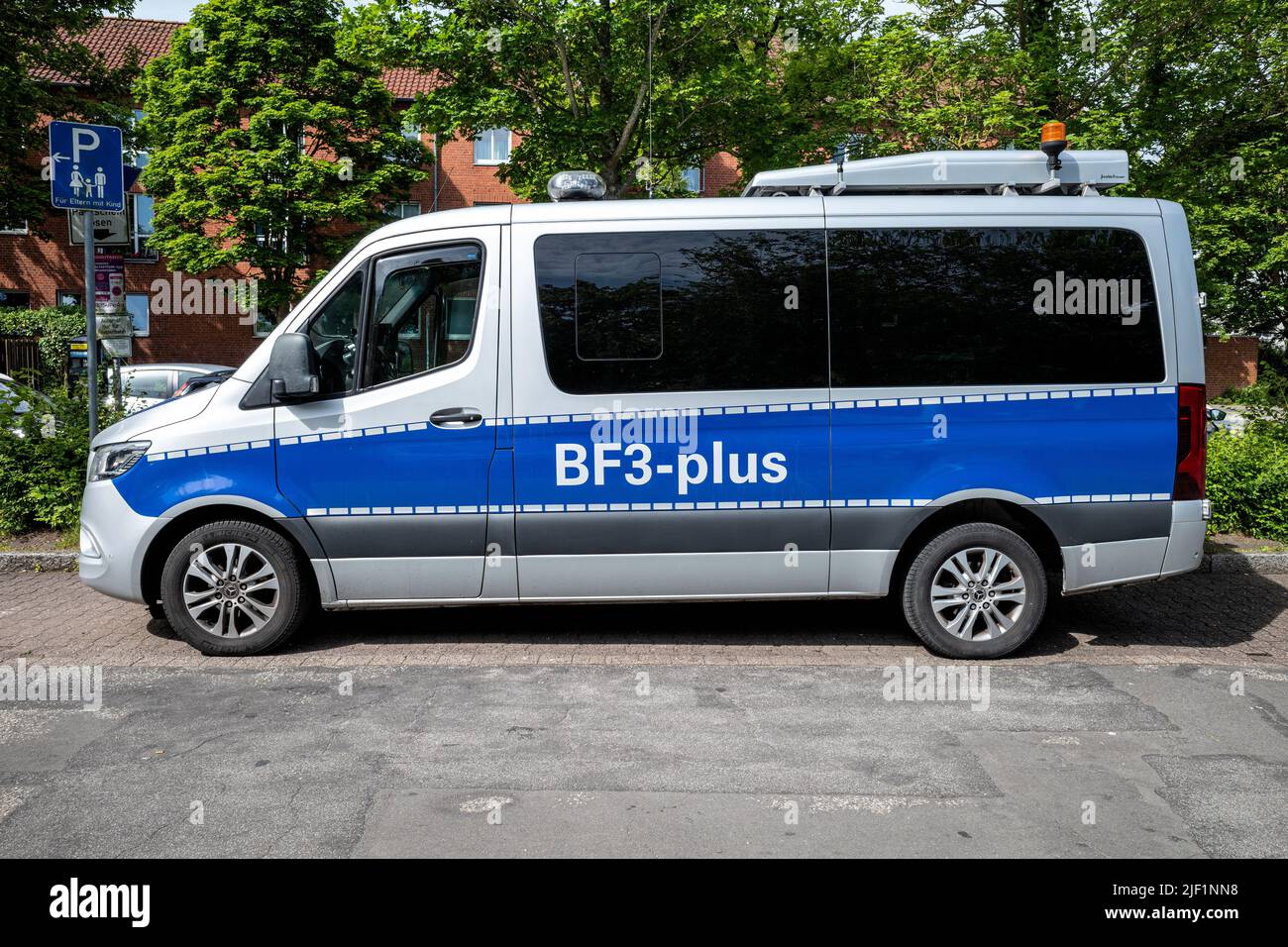 Más de BF3 vehículos de escolta de transporte pesado Foto de stock