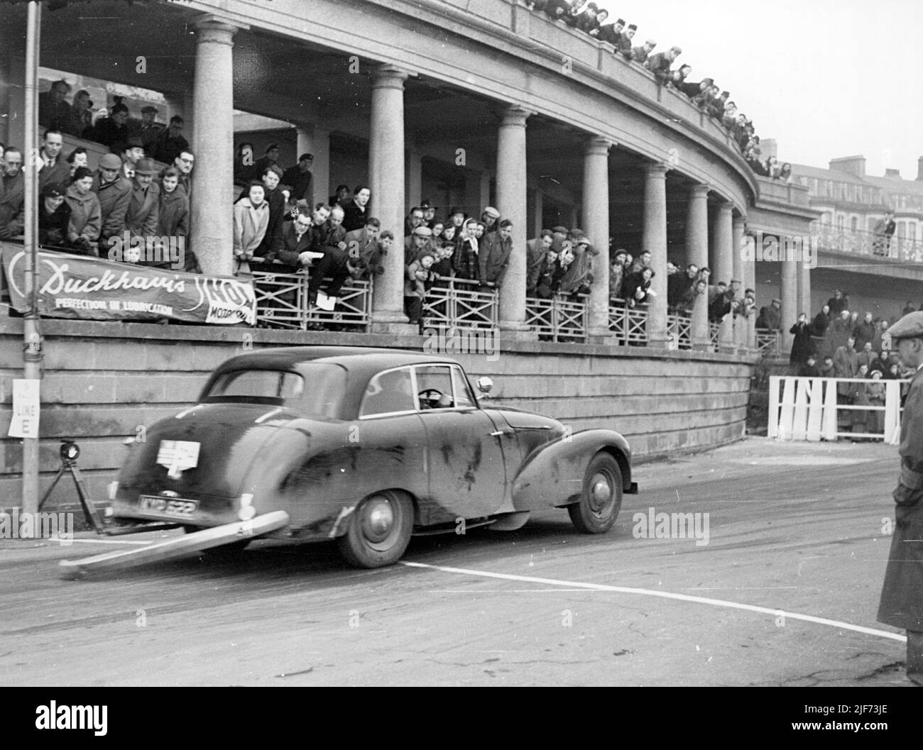 Allard P1 1950. Rally HA Fox RAC 13/3/54 Foto de stock