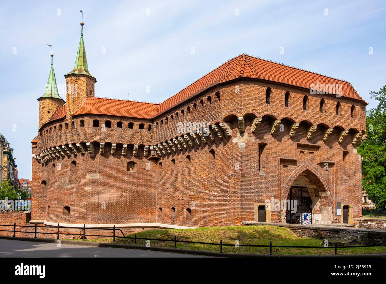 Polonia, Pequeña Polonia, Cracovia, casco antiguo (Stare Mastro), declarado Patrimonio de la Humanidad por la UNESCO, Barbican Foto de stock