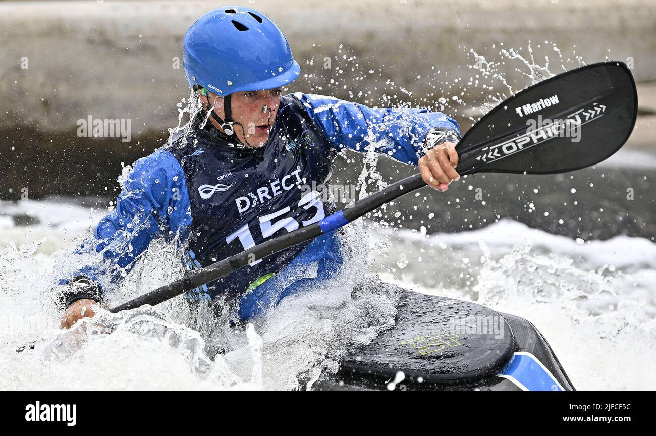 Nottingham, Reino Unido. 01st de julio de 2022. El ICF 2022 Canoa Freestyle  World Championships. National Water Sports Centre, Holme Pierrepont Country  Park.Toby Marlow (GBR) durante las semifinales Men's Kayak. Crédito: Deporte