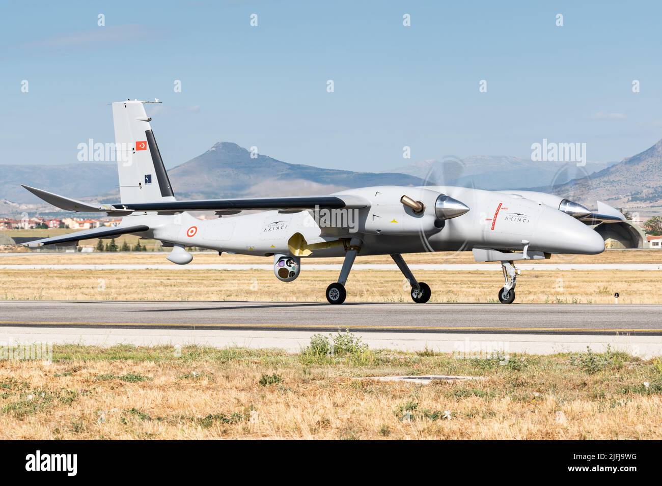 El Baykar Bayraktar Akıncı Vehículo Aéreo de Combate No tripulado (UCAV) de la Fuerza Aérea de Turquía. Foto de stock