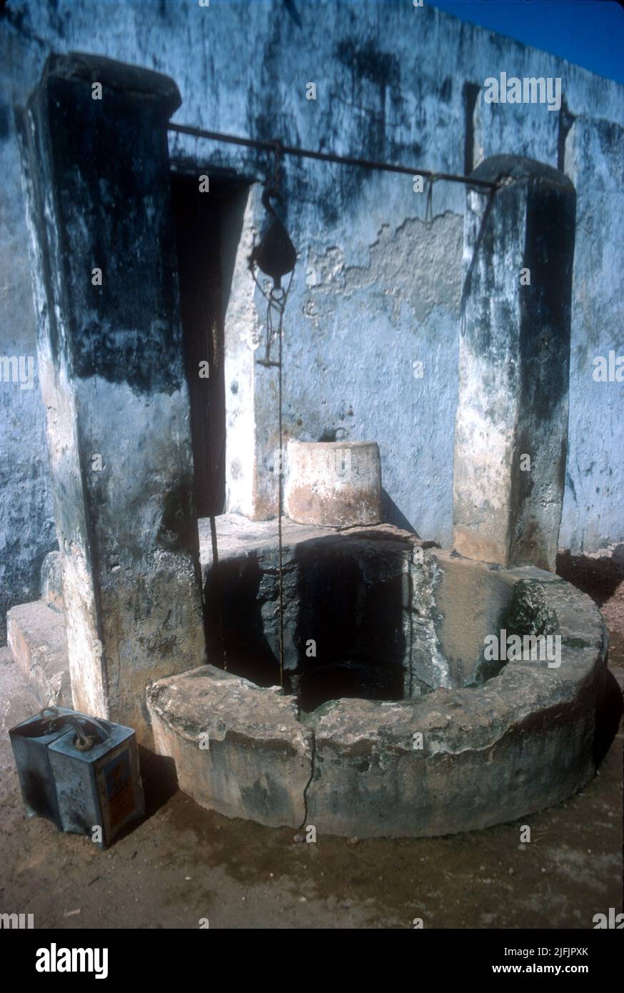 Pozo de la isla, Lamu Kenya, tomado 1965 Foto de stock