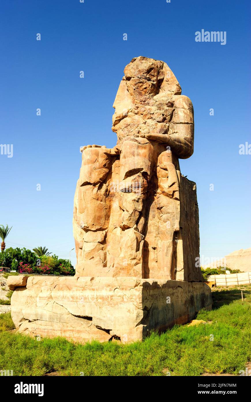 Colosos de Memnon - necrópolis tebana -Alto Egipto Foto de stock