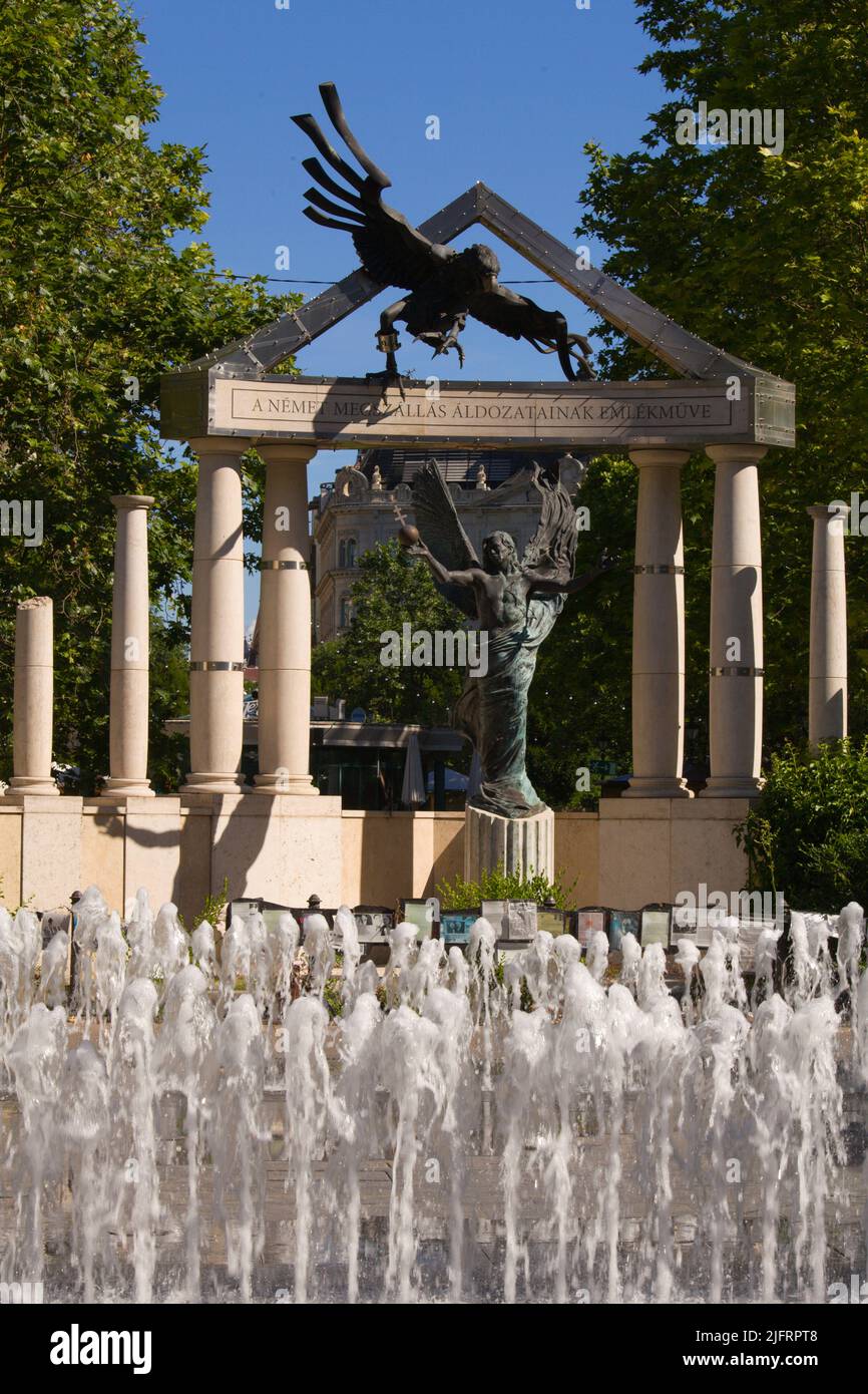 Hungría, Budapest, monumento a las víctimas de la ocupación alemana, Foto de stock