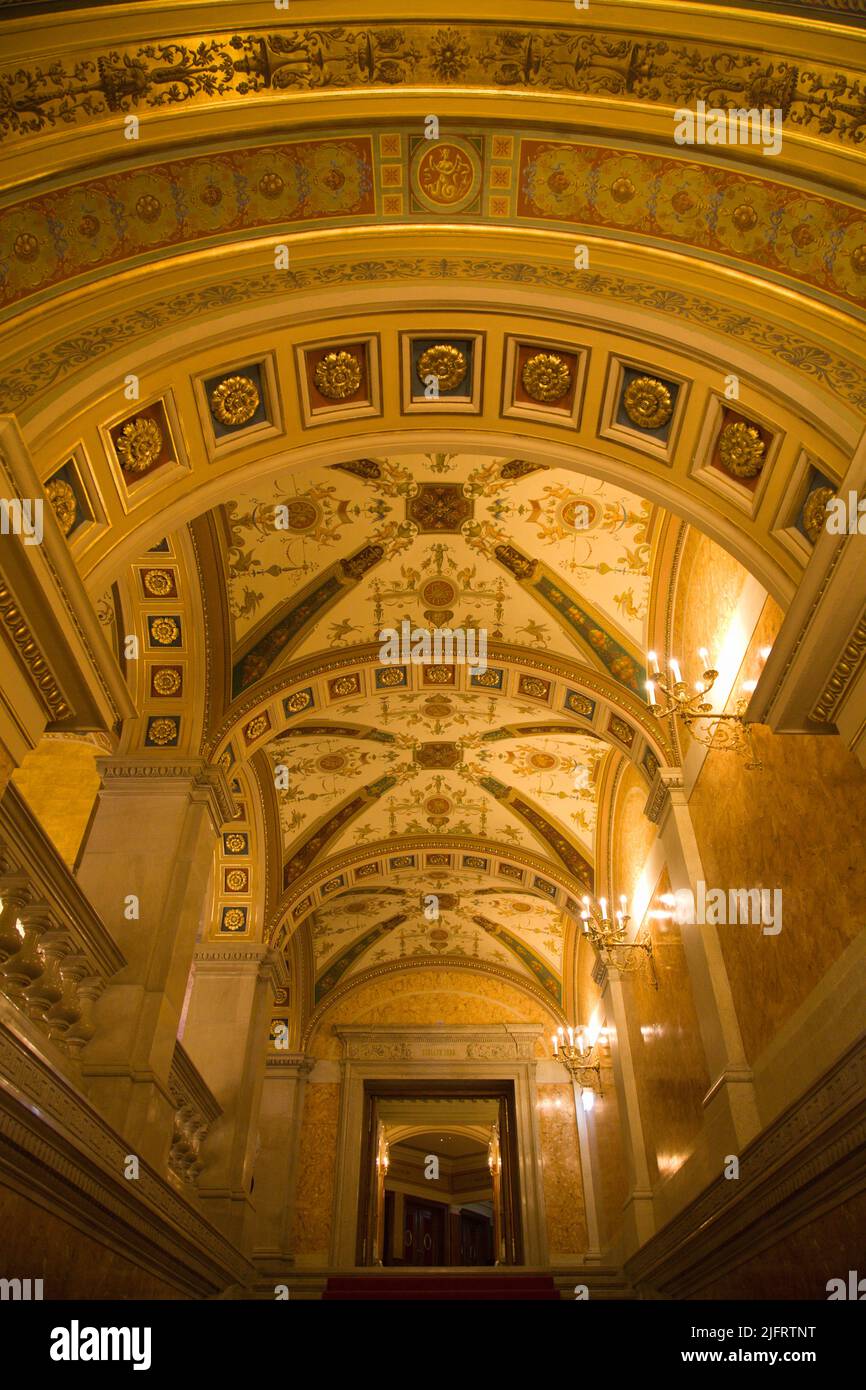 Hungría, Budapest, Ópera, interior, vestíbulo, Foto de stock