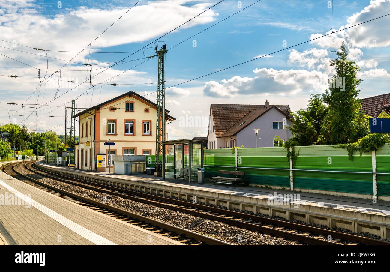 Estación de tren de Bad Bellingen en Baden-Württemberg, Alemania Foto de stock