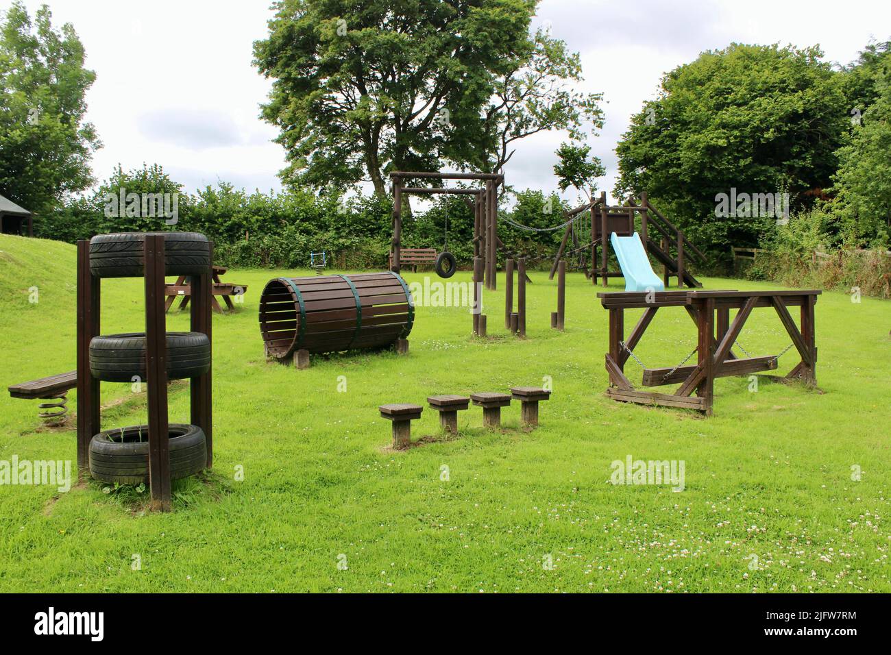 Corscombe, Dorset, Enland, Reino Unido - Zona de juegos al aire libre Foto de stock