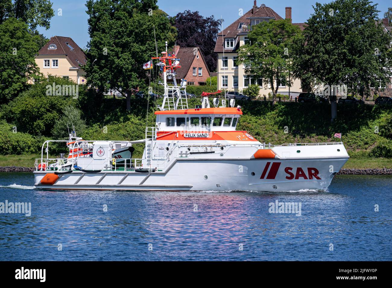 DGzRS Sar crucero FÉLIX ARENA en el Canal de Kiel Foto de stock