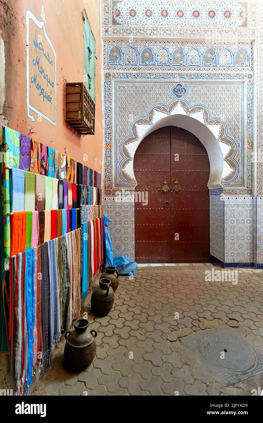Marruecos Marrakech. La mezquita en el zoco Foto de stock