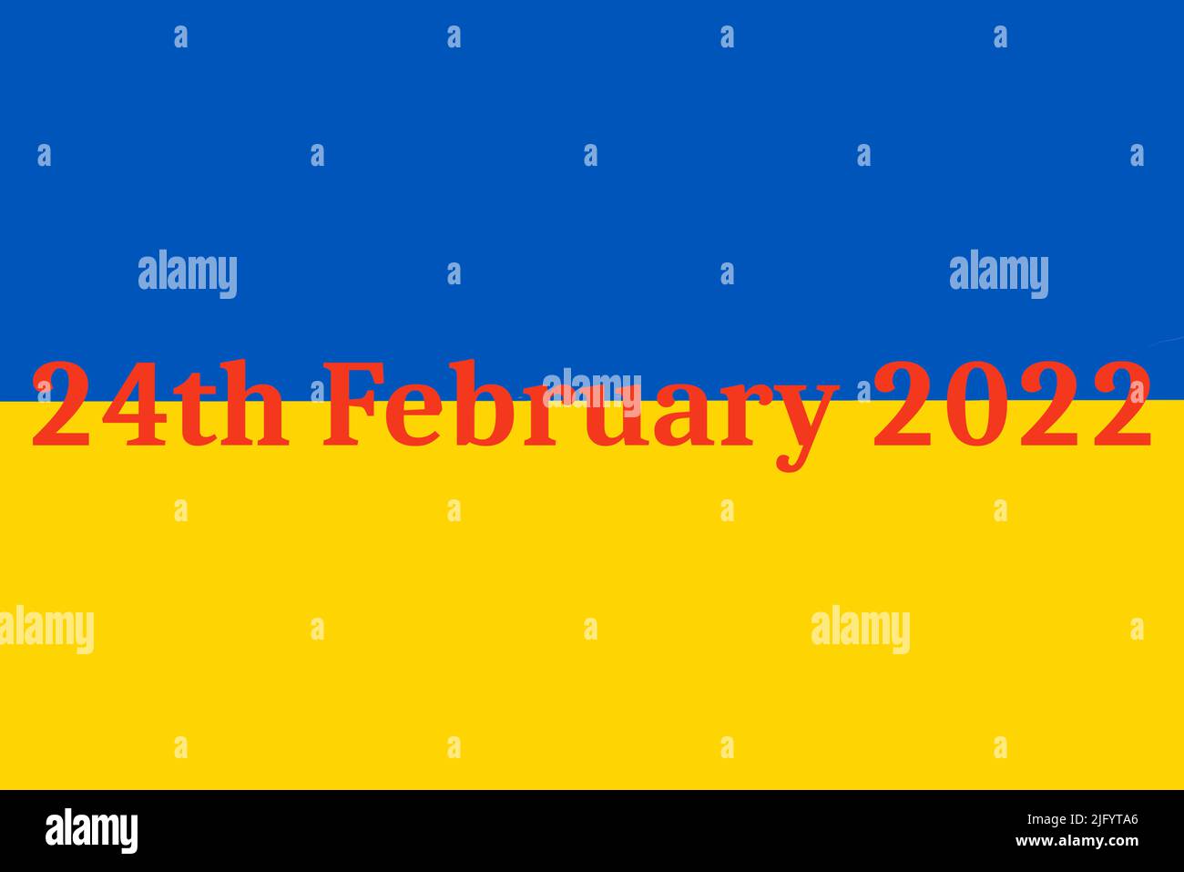 24th de febrero de 2022 texto sobre la bandera ucraniana. Rusia invadió Ucrania en una escalada importante de la guerra rusa de Ucrania que comenzó en el concepto de 2014 Foto de stock