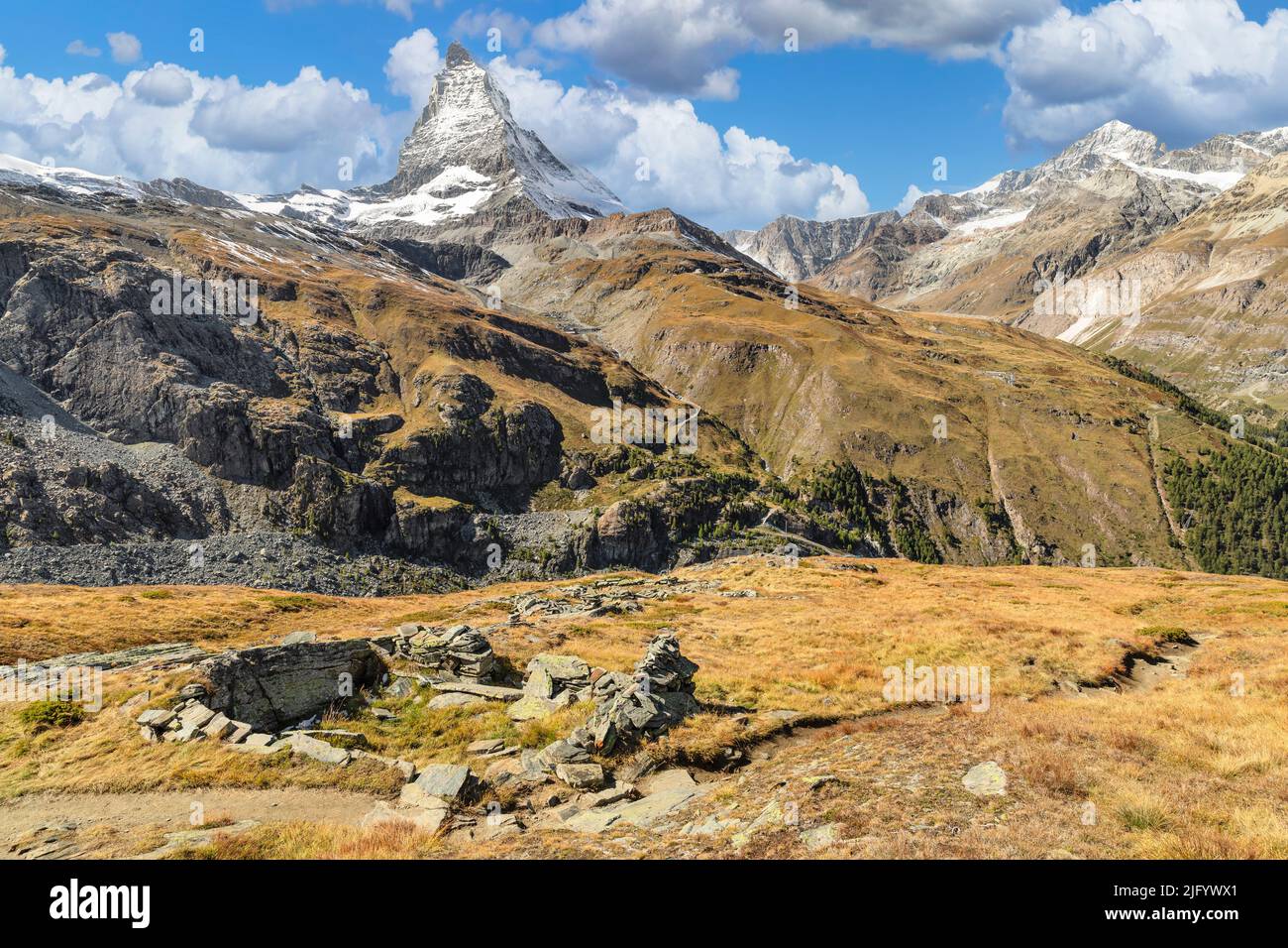 Matterhorn Peak, 4478m, Zermatt, Valais, Alpes suizos, Suiza, Europa Foto de stock