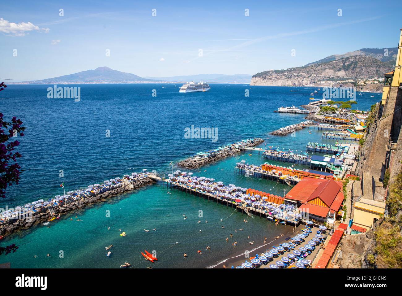 Vista de la playa en Sorrento Foto de stock
