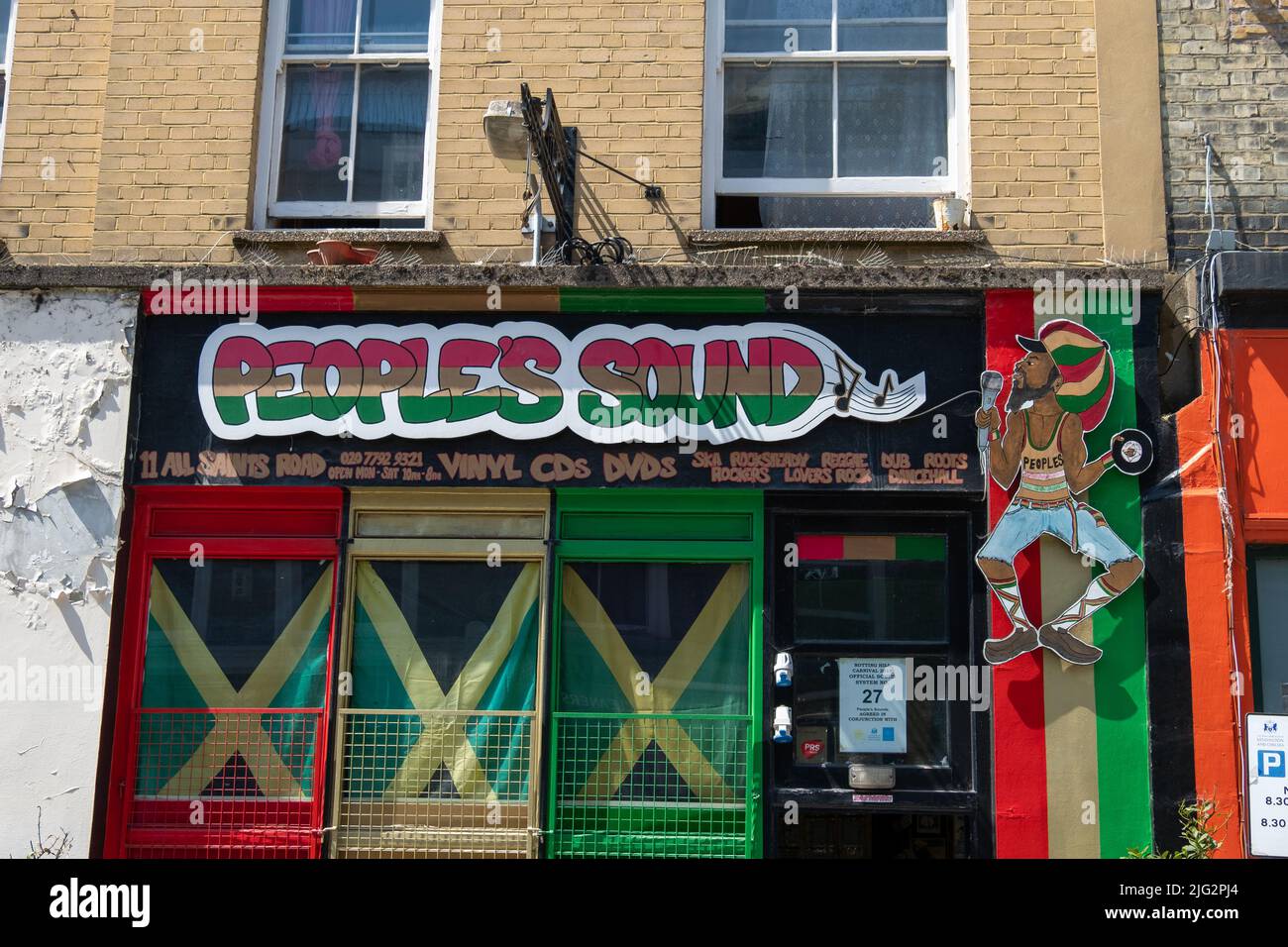 Londres- Junio 2022: Tienda de música reggae en Notting Hill, al oeste de Londres Foto de stock