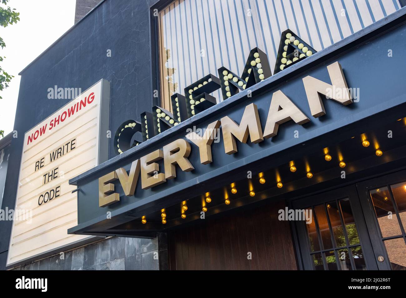 Londres- 2022 de junio: Cine independiente Everyman Maida Vale en Sutherland Road W9 West London Foto de stock