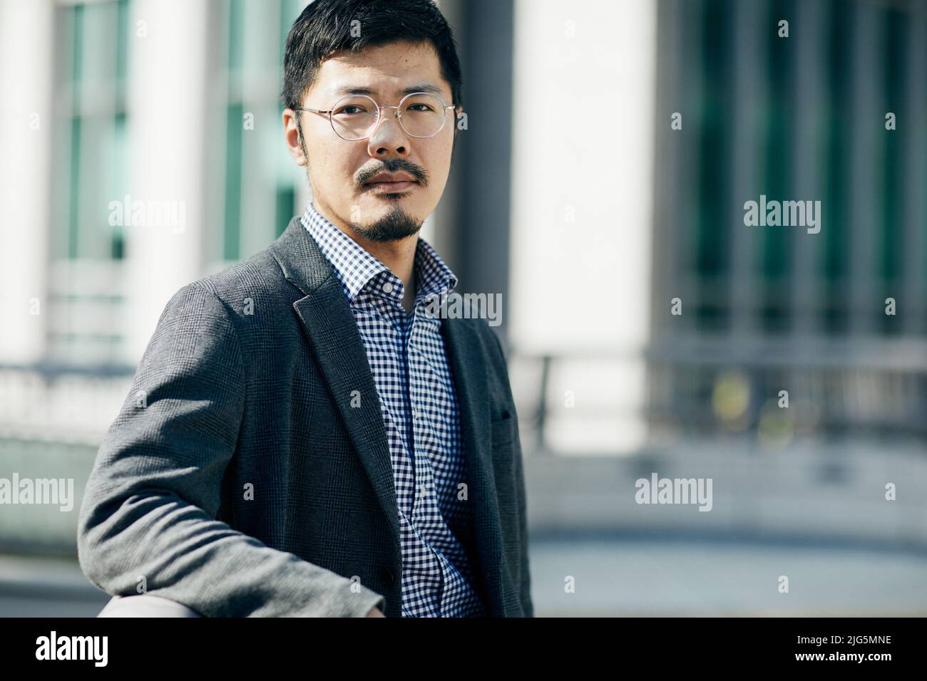 Retrato del hombre japonés Foto de stock