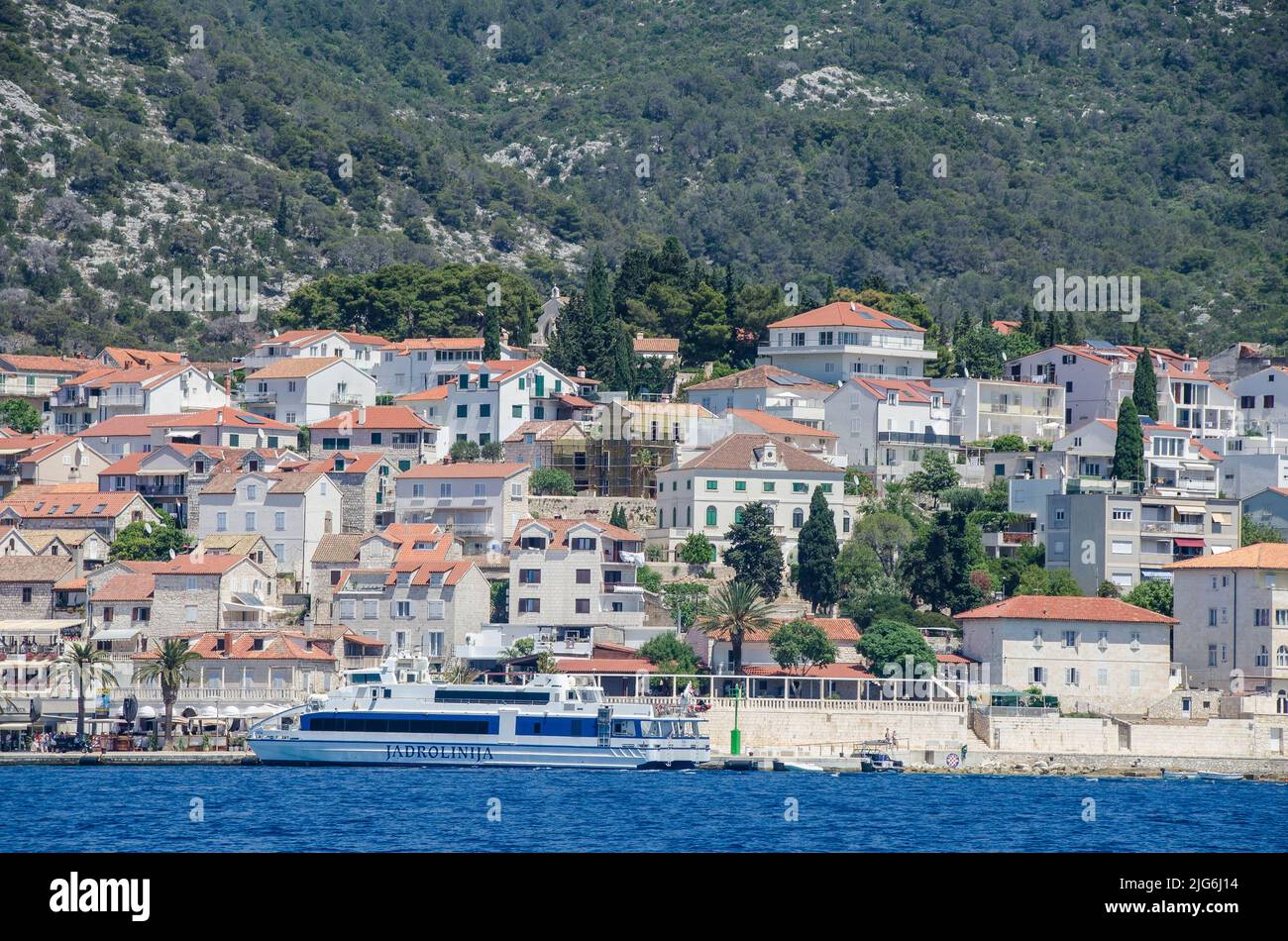 Paseo en yate por la costa adriática de la isla de Hvar Croacia, Foto de stock