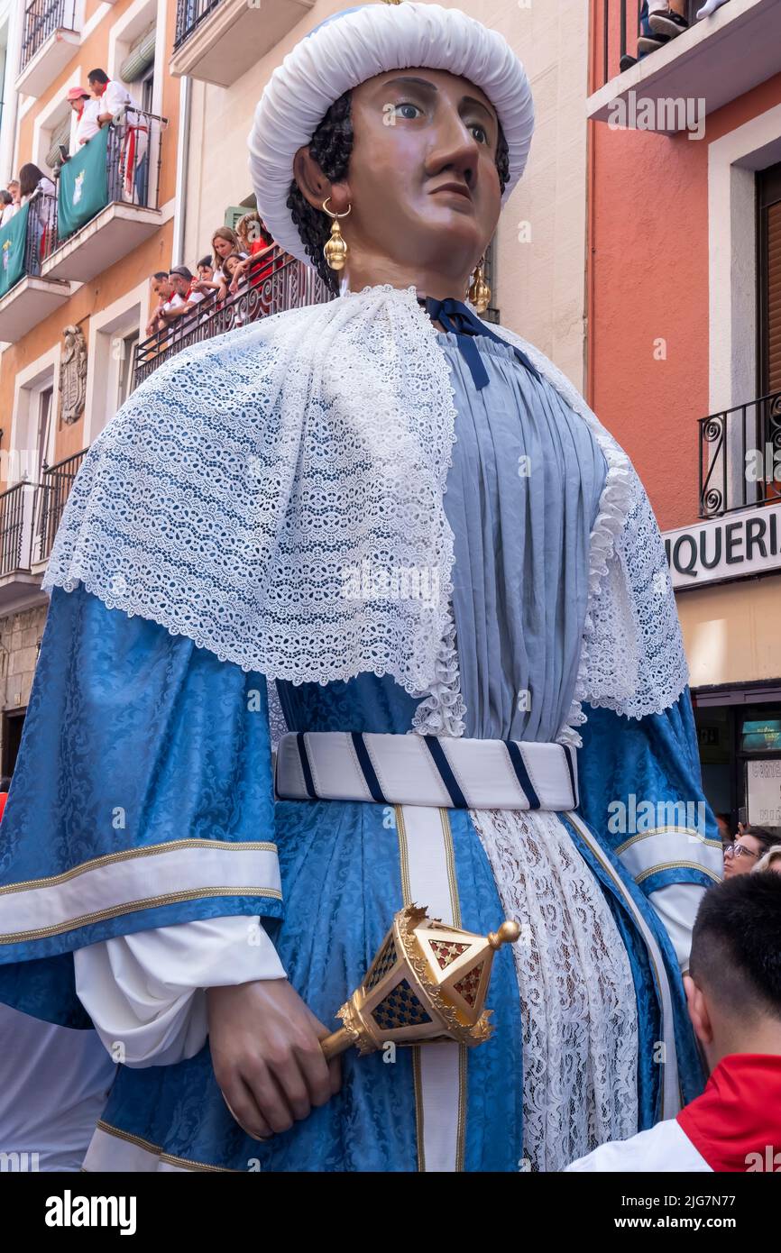 Gigantes en la procesión del día de San Fermín. 07 de julio de 2022. Calle alta. Pamplona, Navarra, España, Europa. Foto de stock