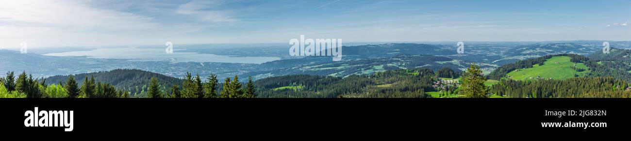 Vista del lago Constanza desde el Lank en el Bödele en Vorarlberg Foto de stock