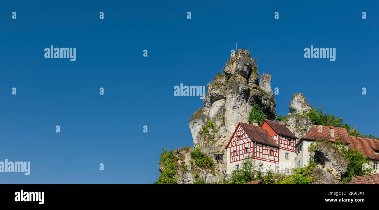 Rock village Tüchersfeld en la Suiza Franconia en Alemania Foto de stock