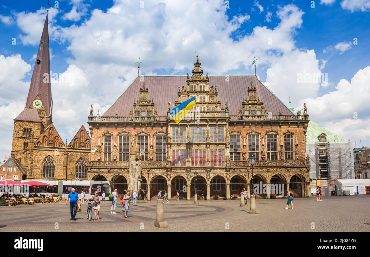 Edificio histórico del ayuntamiento en la plaza del mercado de Bremen, Alemania Foto de stock
