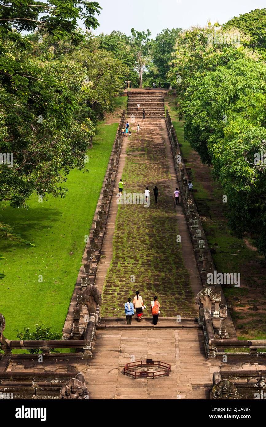 Prasat Hin Khao Phanom Rung, paso de aproximación y escaleras, Buri Ram, Buriram, Isan (Isaan), Tailandia, Sudeste Asiático, Asia Foto de stock