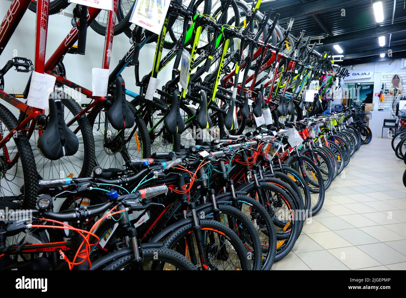 Vista de bicicletas estacionadas fotografías e imágenes de alta resolución  - Página 9 - Alamy