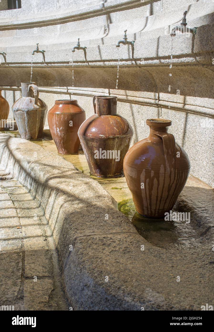 Plaza de la Concepción Fuente histórica. Primera de agua corriente en Cáceres, Extremadura Foto de stock