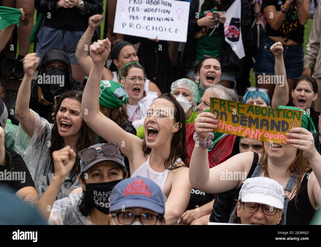 Washington, Estados Unidos de América. 09th de julio de 2022. Activistas por los derechos al aborto marcharon a la Casa Blanca en Washington, DC el 9 de julio de 2022 para organizar una sentada masiva. (Foto de Jeff Malet). Foto vía crédito: Newscom/Alamy Live News Foto de stock