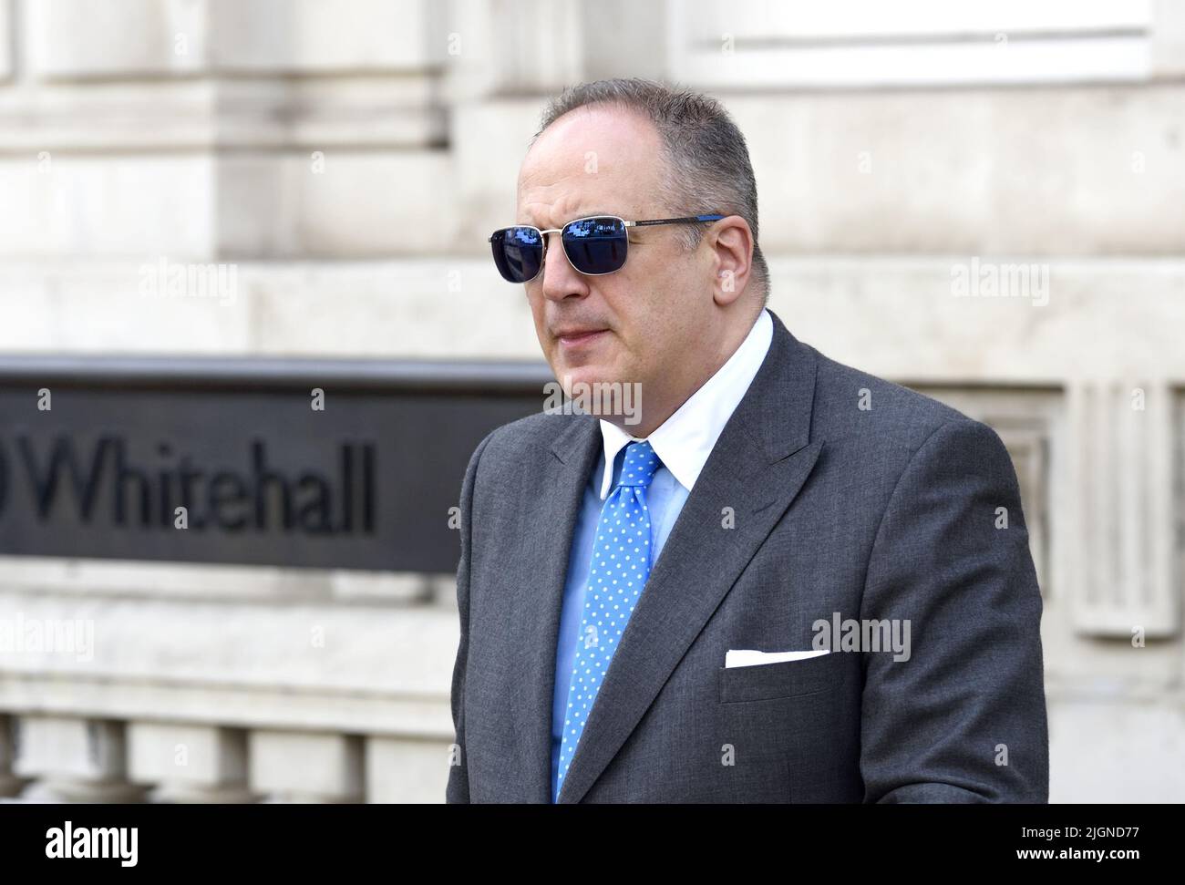 Michael Ellis MP - Ministro de la Oficina del Gabinete, Paymaster General - Dejando la Oficina del Gabinete en Whitehall, 11th de julio de 2022 Foto de stock