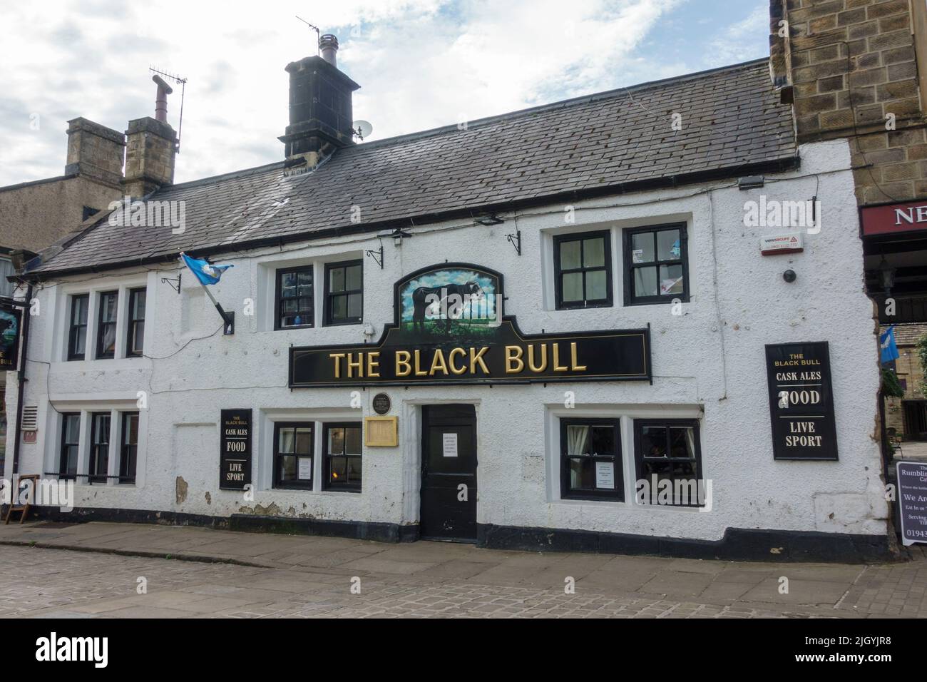 La casa pública de Black Bull en Otley, West Yorkshire, Reino Unido. Foto de stock