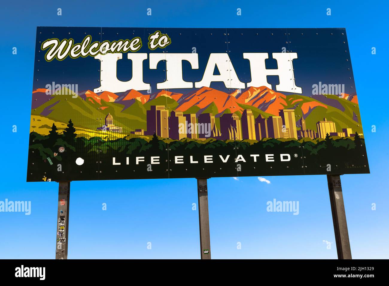 Bienvenido a Utah State firmar a lo largo de US-163 cerca de Monument Valley Foto de stock