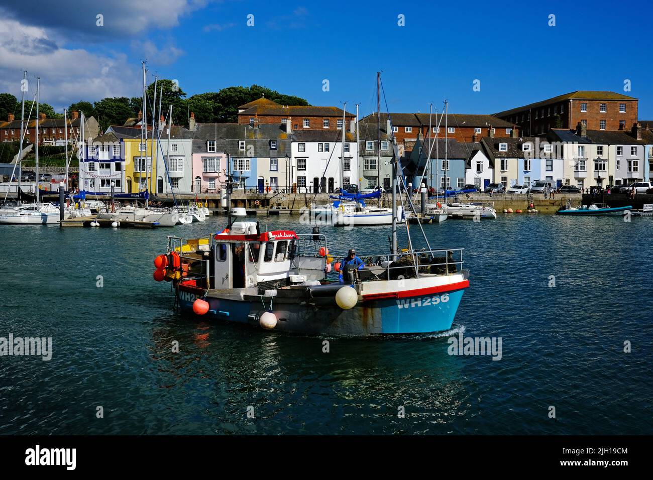 Puerto de Weymouth y cabañas, Dorset, Inglaterra Foto de stock
