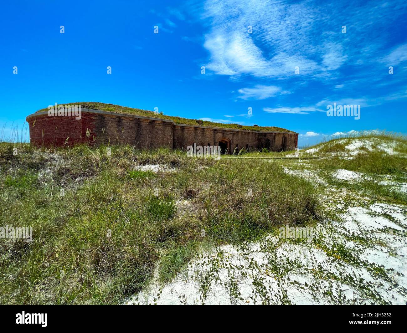 Ship Island, MS - 17 de junio de 2022: Fort Massachusetts ubicado en Ship Island en el Golfo de México Foto de stock