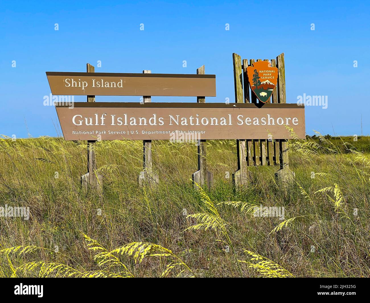 Ship Island, MS - 17 de junio de 2022: Ship Island es parte del Gulf Islands National Seashore, parte del Servicio de Parques Nacionales Foto de stock