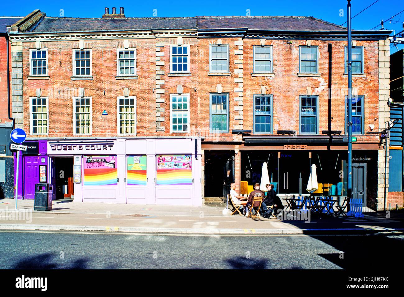 Cafés, Bajo Briggate, Leeds, Inglaterra Foto de stock