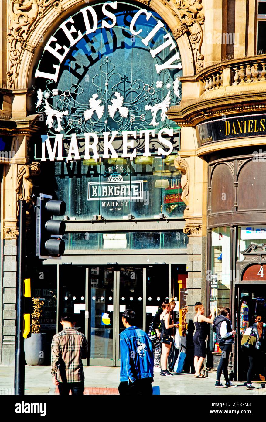 Mercados de la ciudad de Leeds, Kirkgate, Leeds, Inglaterra Foto de stock