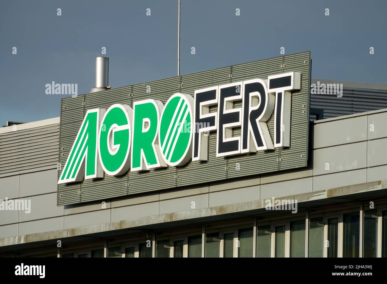 Edificio del Logo Agrofert Foto de stock