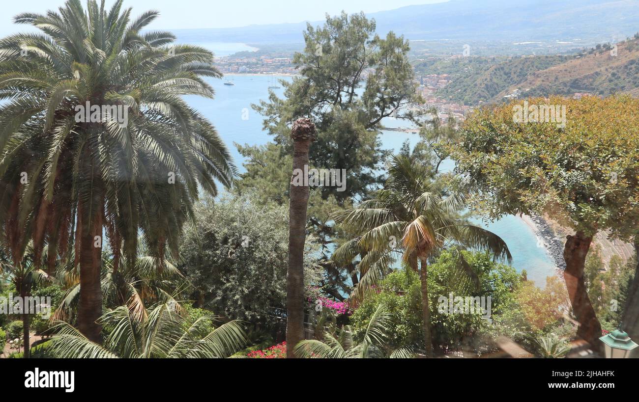 Sicilia vista de la colina Foto de stock