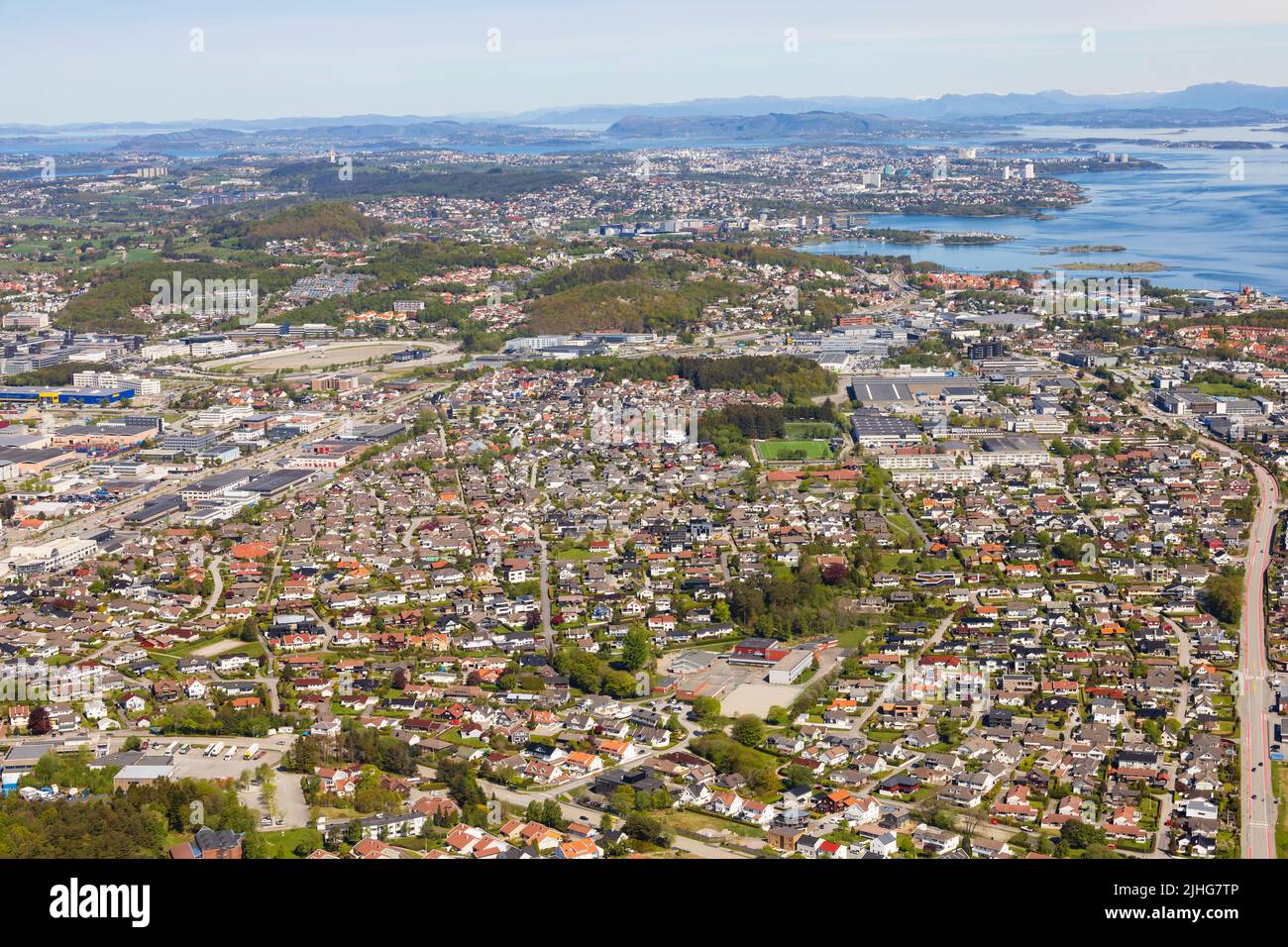 Vistas aéreas de Stavanger desde un helicóptero. Stavanger, Noruega Foto de stock