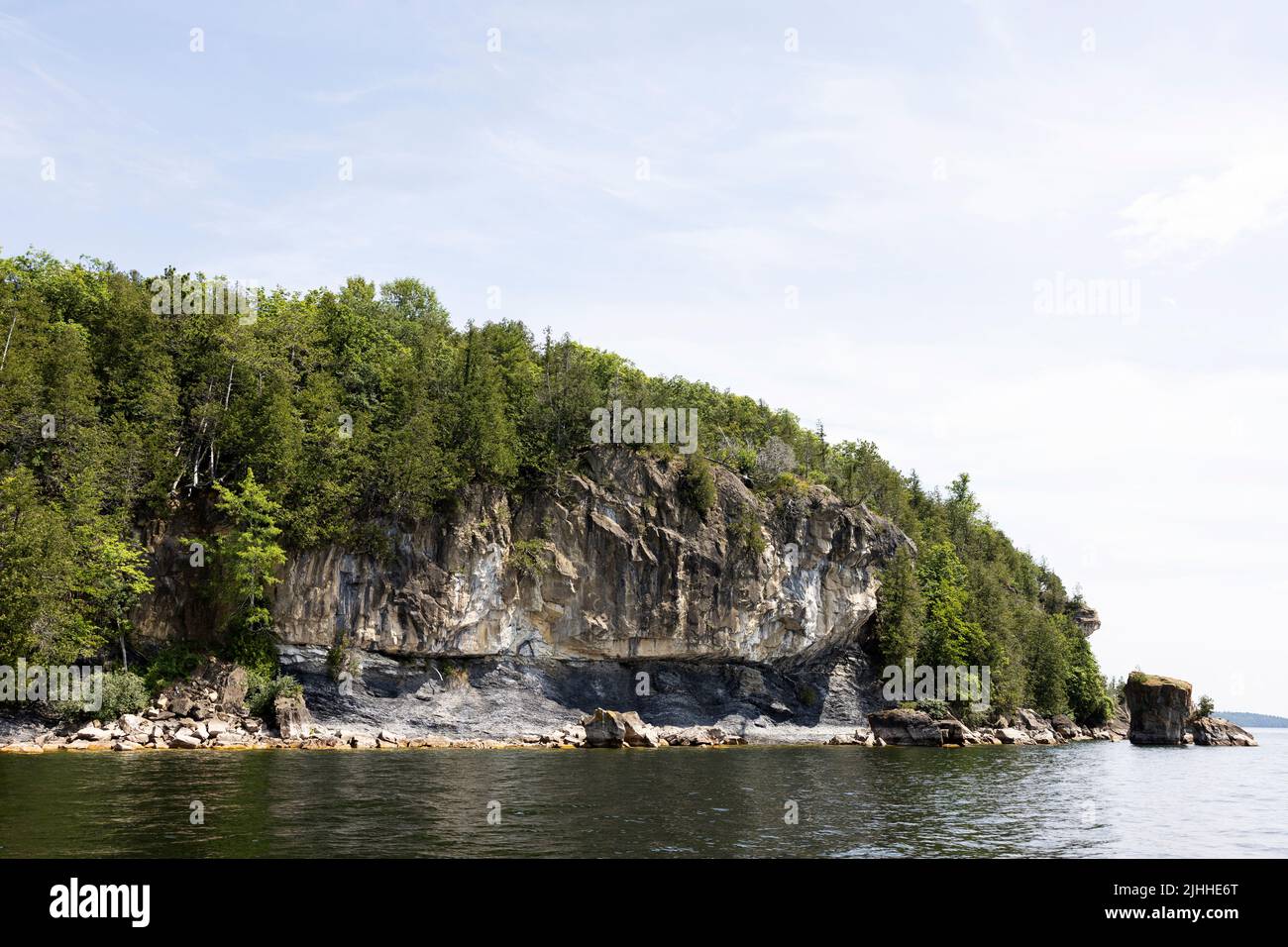 La primera falla de Champlain en Lone Rock Point en Lake Champlain en Burlington, Vermont, EE.UU. Foto de stock