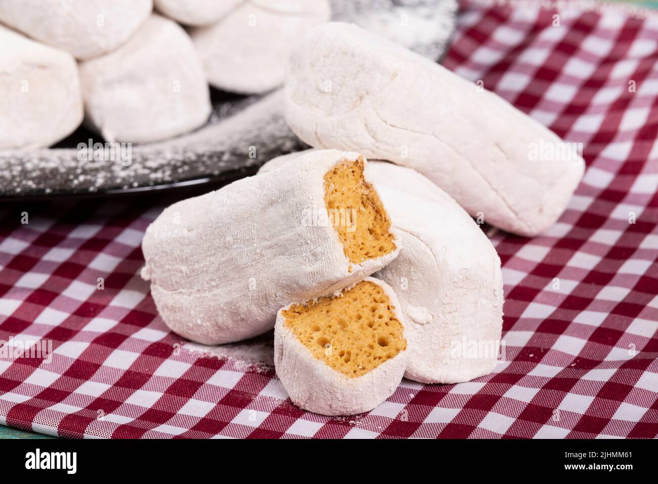 Gelatina de pata de vaca; Manjar dulce tradicional de la región