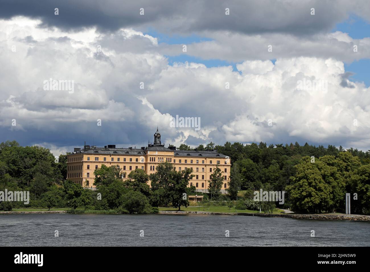 Edificio Manillaskolan en Djurgarden en Estocolmo Foto de stock
