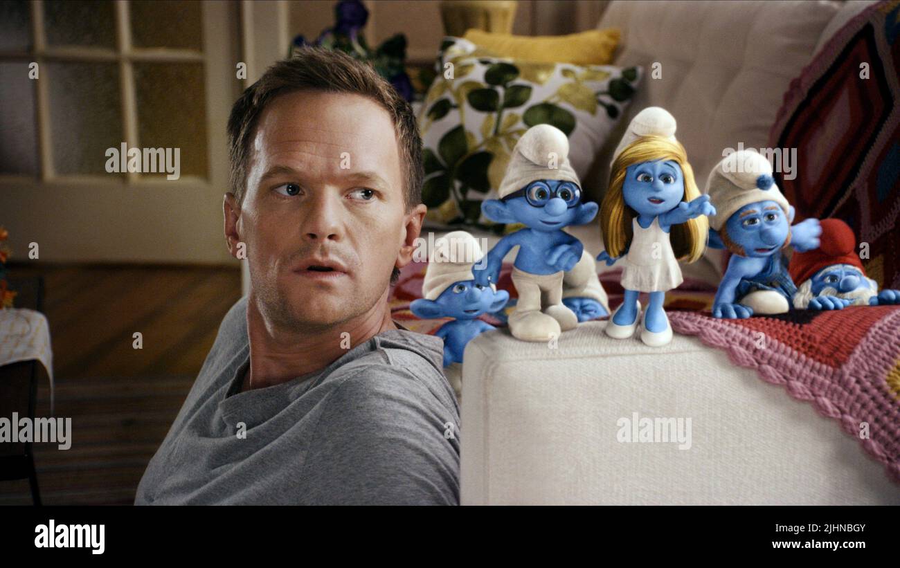 NEIL Patrick Harris, torpe, SMURFETTE, BRAINY, Gutsy, papa, los Pitufos, 2011 Foto de stock