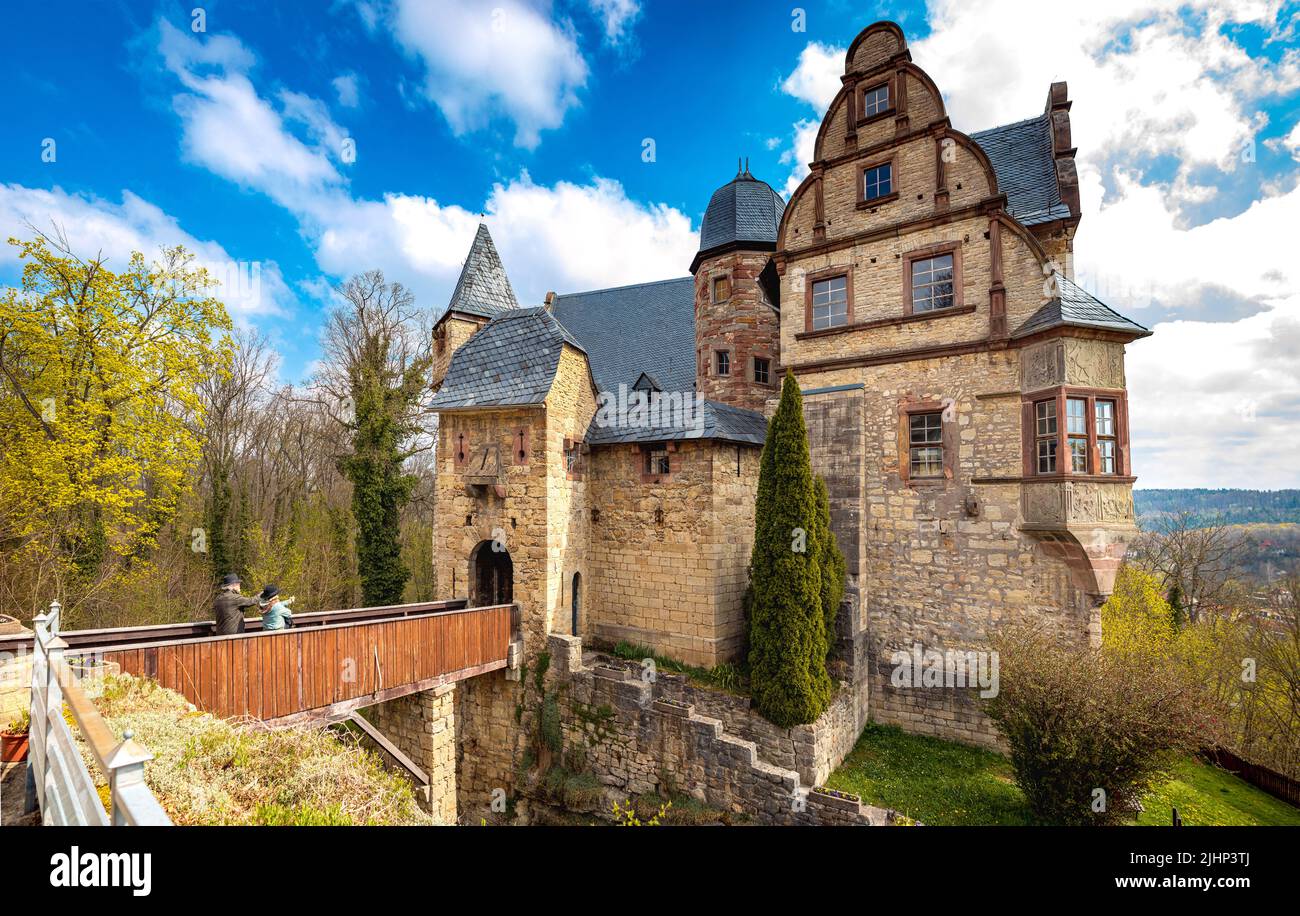 KRANICHFELD, TURINGIA, ALEMANIA - ALREDEDOR DE ABRIL de 2022: Castillo Niederburg Kranichfeld en Alemania. Foto de stock